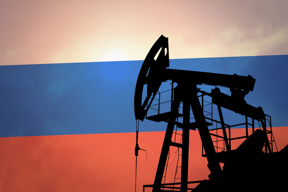 Нефть и газ - своей, а не чужой экономике