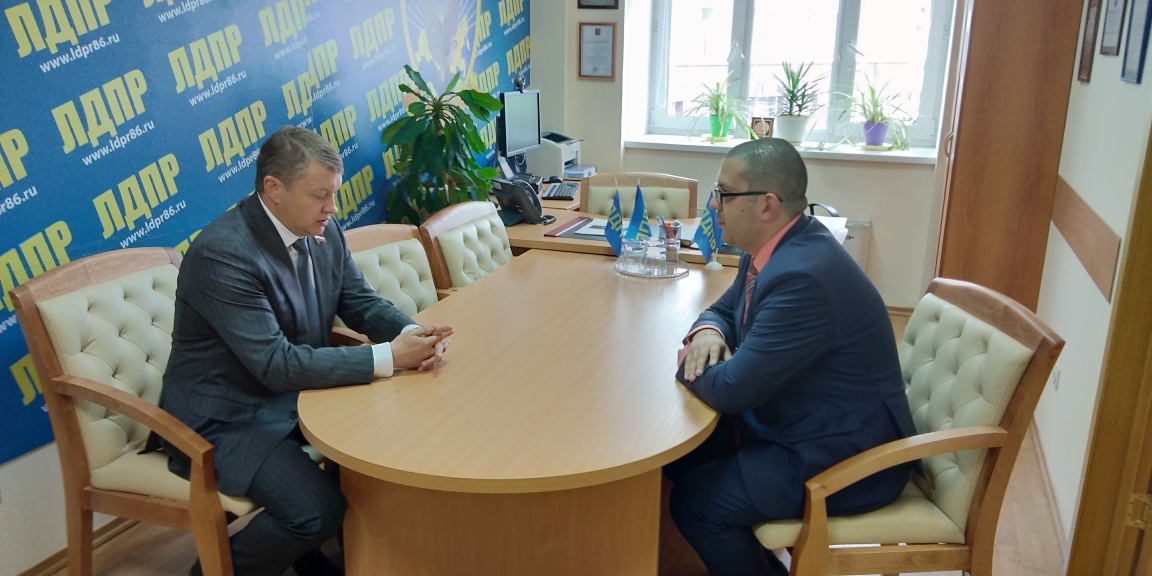 Евгений Марков поддержал законодательное определение повышения возраста молодых граждан в ХМАО