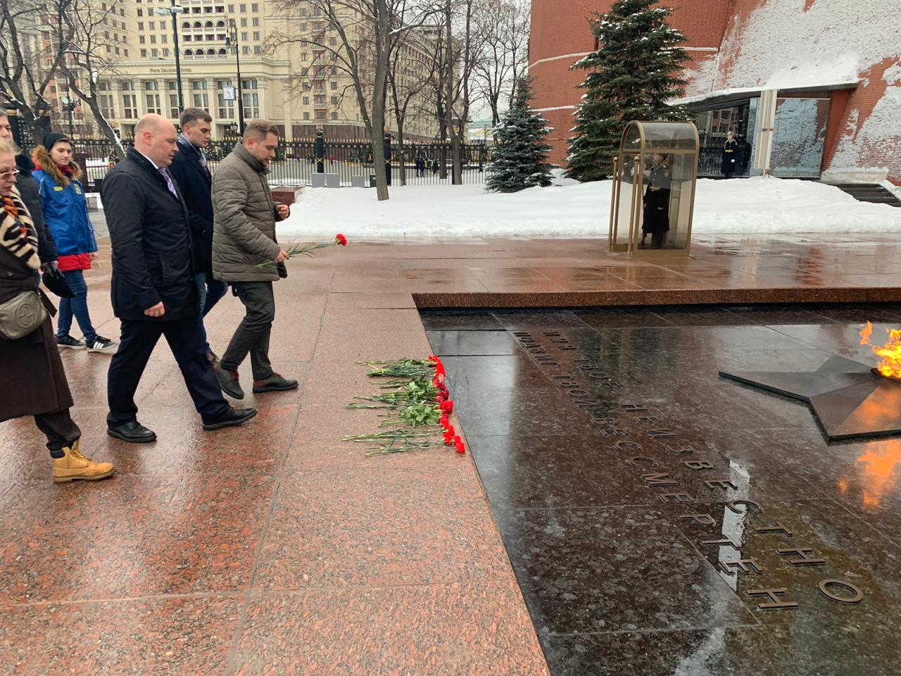 Депутаты фракции ЛДПР почтили память погибших воинов-интернационалистов
