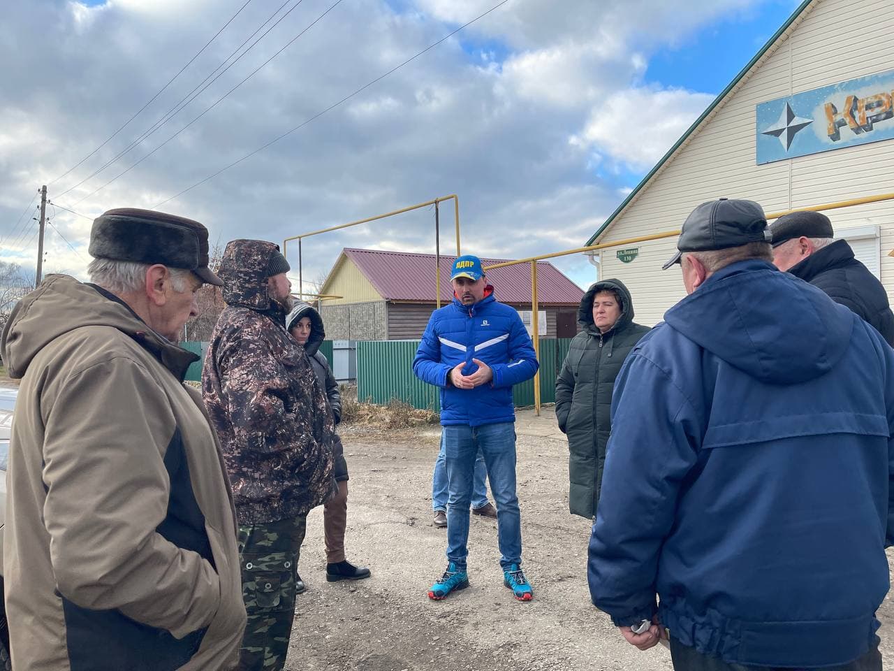 Погода кругловка волгоградской обл. Кругловка Волгоградская область. Кругловка Волгоградская область Нехаевский район. Хутор Кругловка. Новосёлки глава сельского поселения.