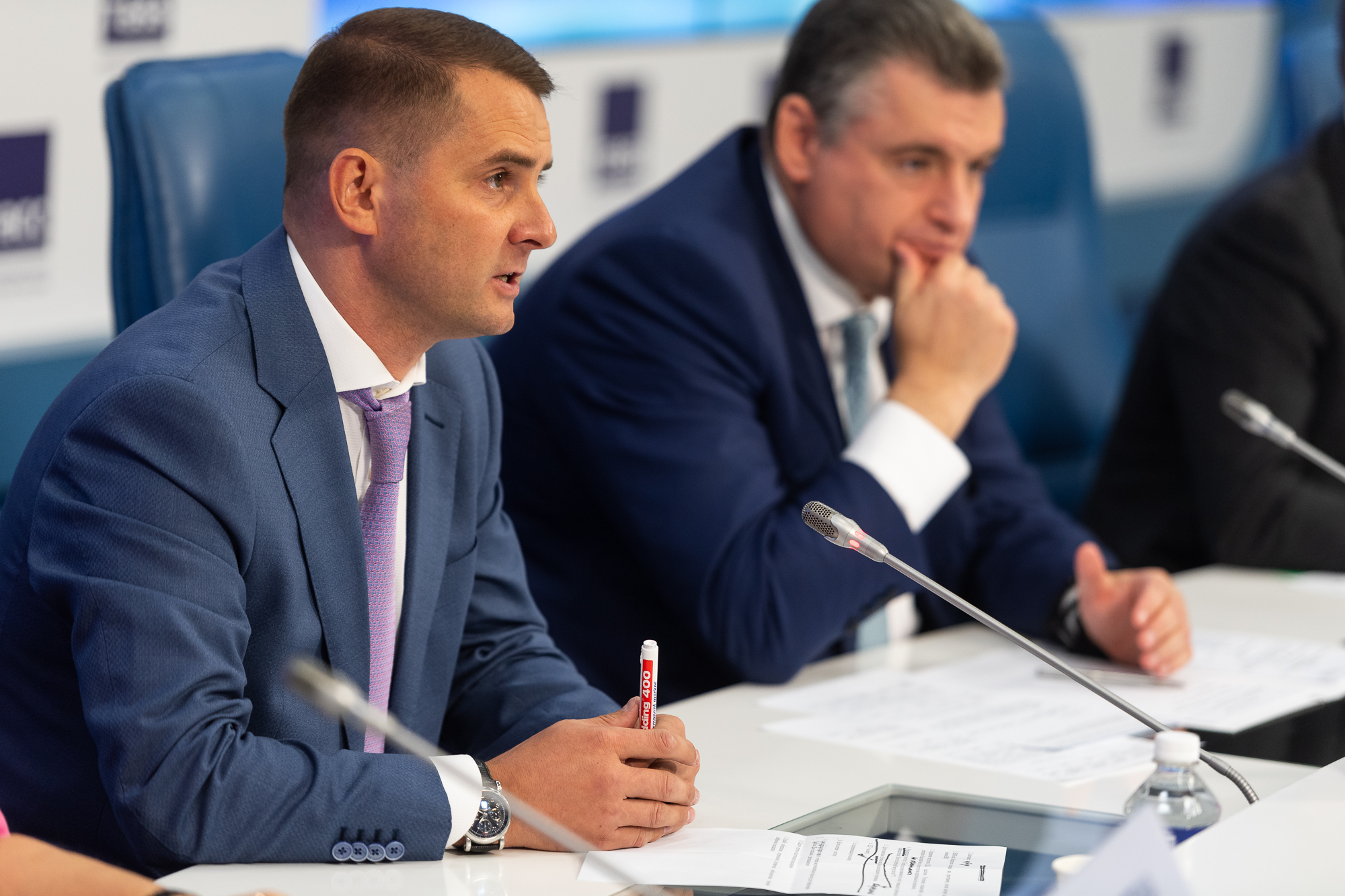Дело жириновского живет. Нилов ЛДПР. Жириновский дела. Луговой и фракция ЛДПР.