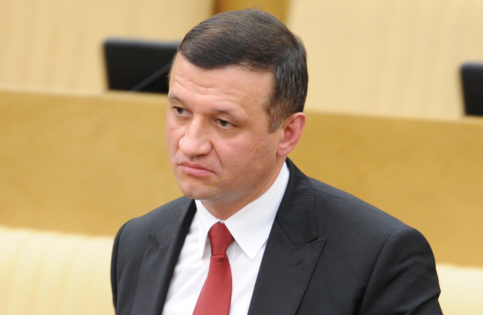 Правительство внесло в Госдуму законопроект, который совершенствует механизмы расселения аварийного жилья в России