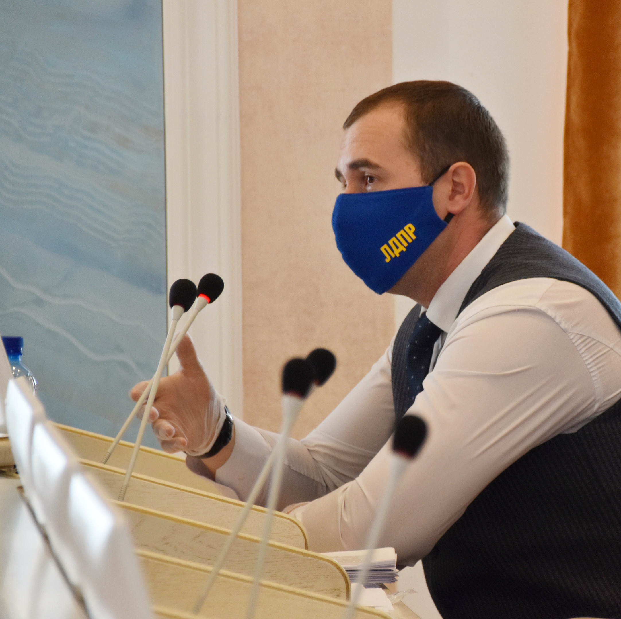 Поддерживаю 2. Поддерживаю 2