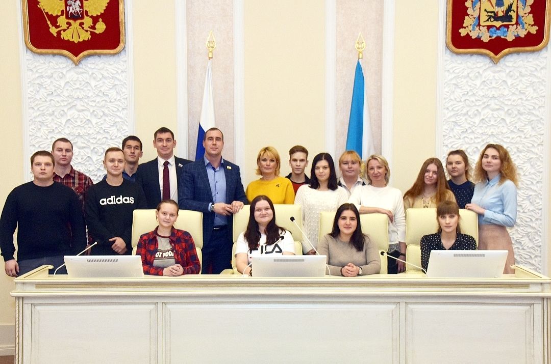ДЕПУТАТЫ ОТ ЛДПР ПРОДОЛЖАЮТ ПРОВОДИТЬ ПАРЛАМЕНТСКИЕ УРОКИ!