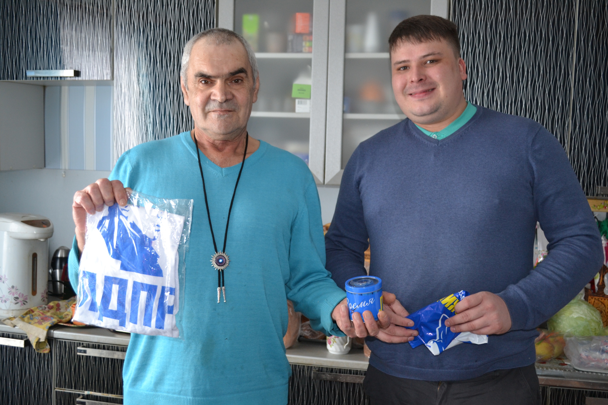 ГАЛСТУК В ПОДАРОК ОТ ЖИРИНОВСКОГО!