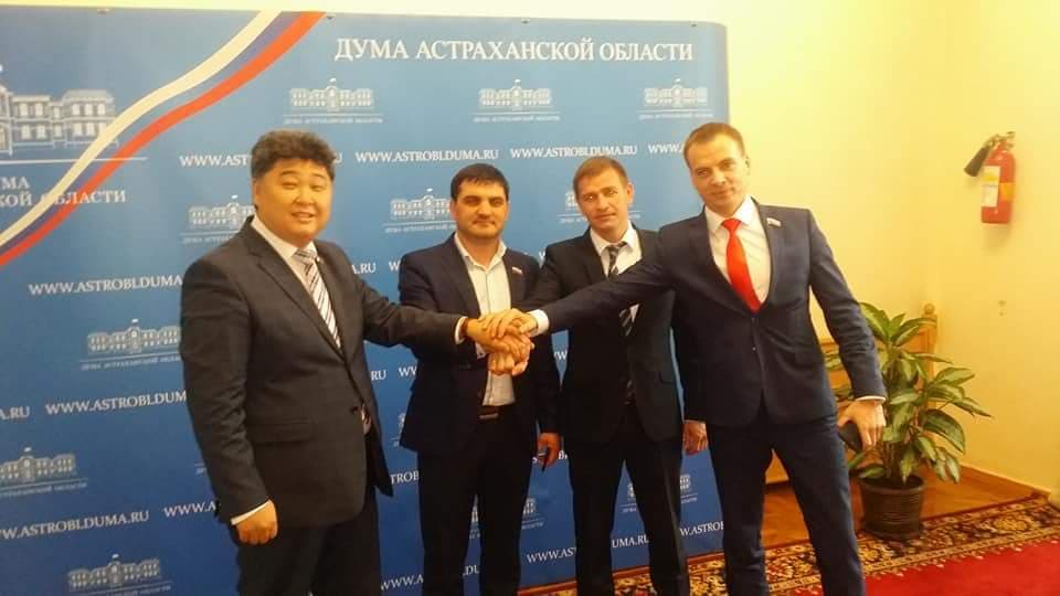 Врио губернатора Сергей Морозов поддержал законопроекты фракции ЛДПР