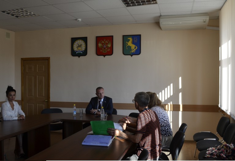 Прием граждан в Ермекеевском районе