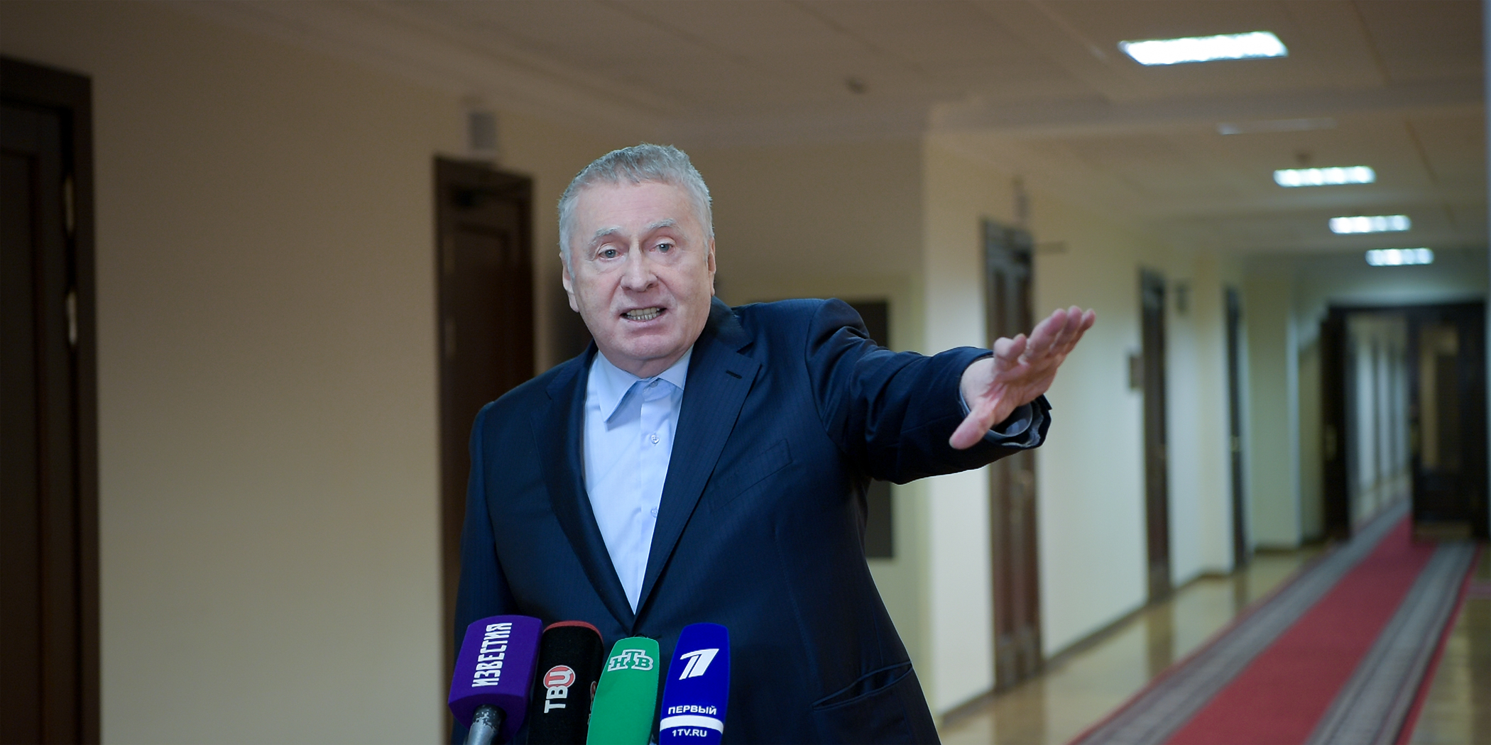 Сейчас нам всем надо беречь себя и своих близких