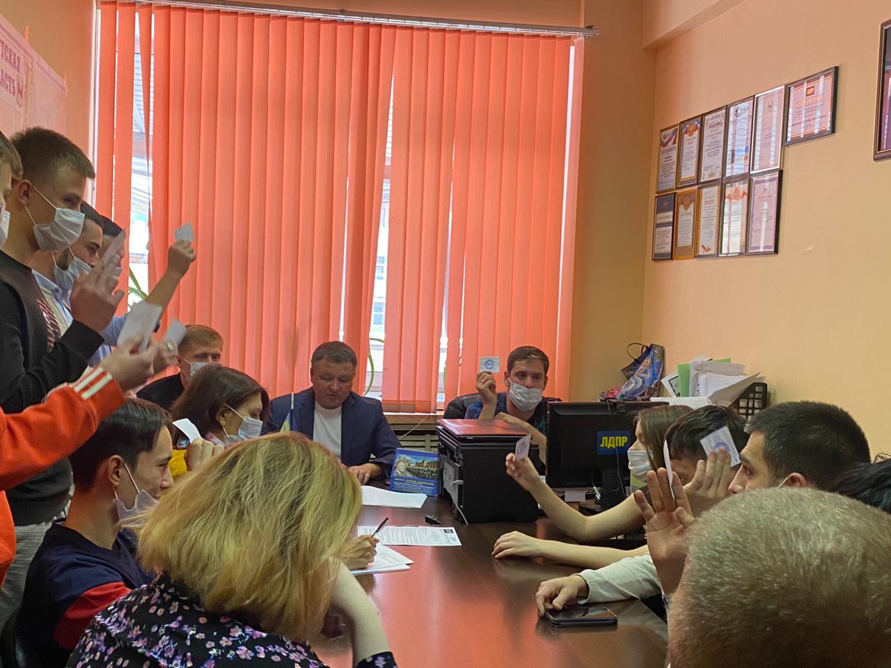 Иркутские партийцы призвали земляков голосовать за кандидатов от ЛДПР