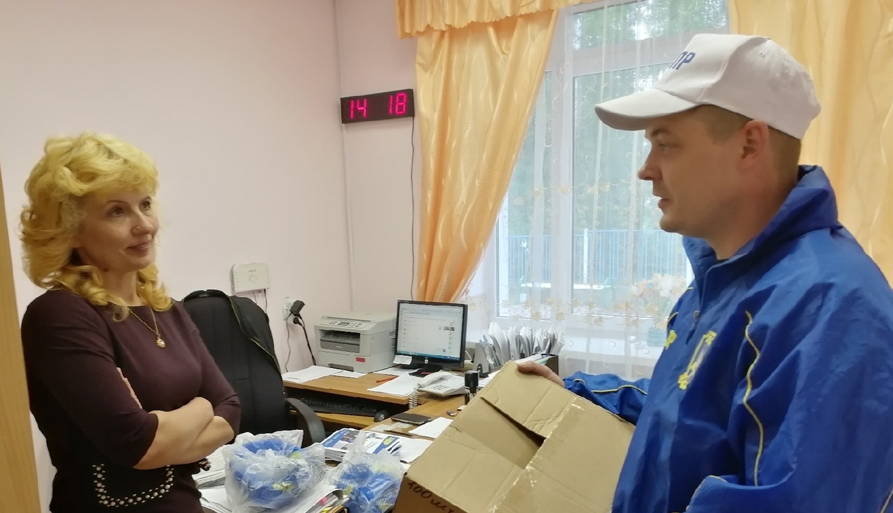 Помощь школе от ЛДПР!