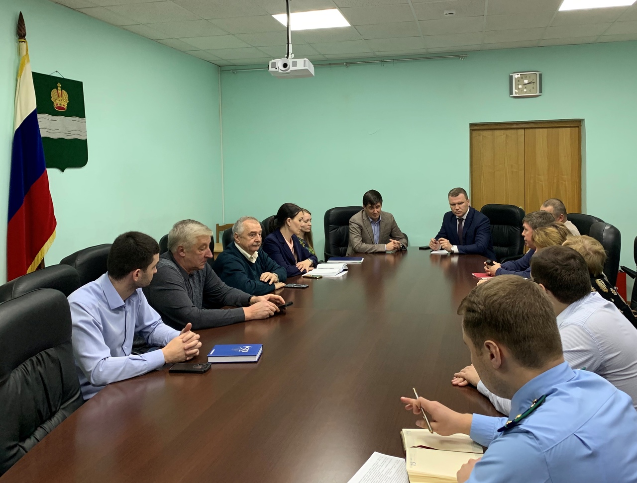 ЛДПР будет жестко отстаивать права жителей на приватизацию своего жилья!