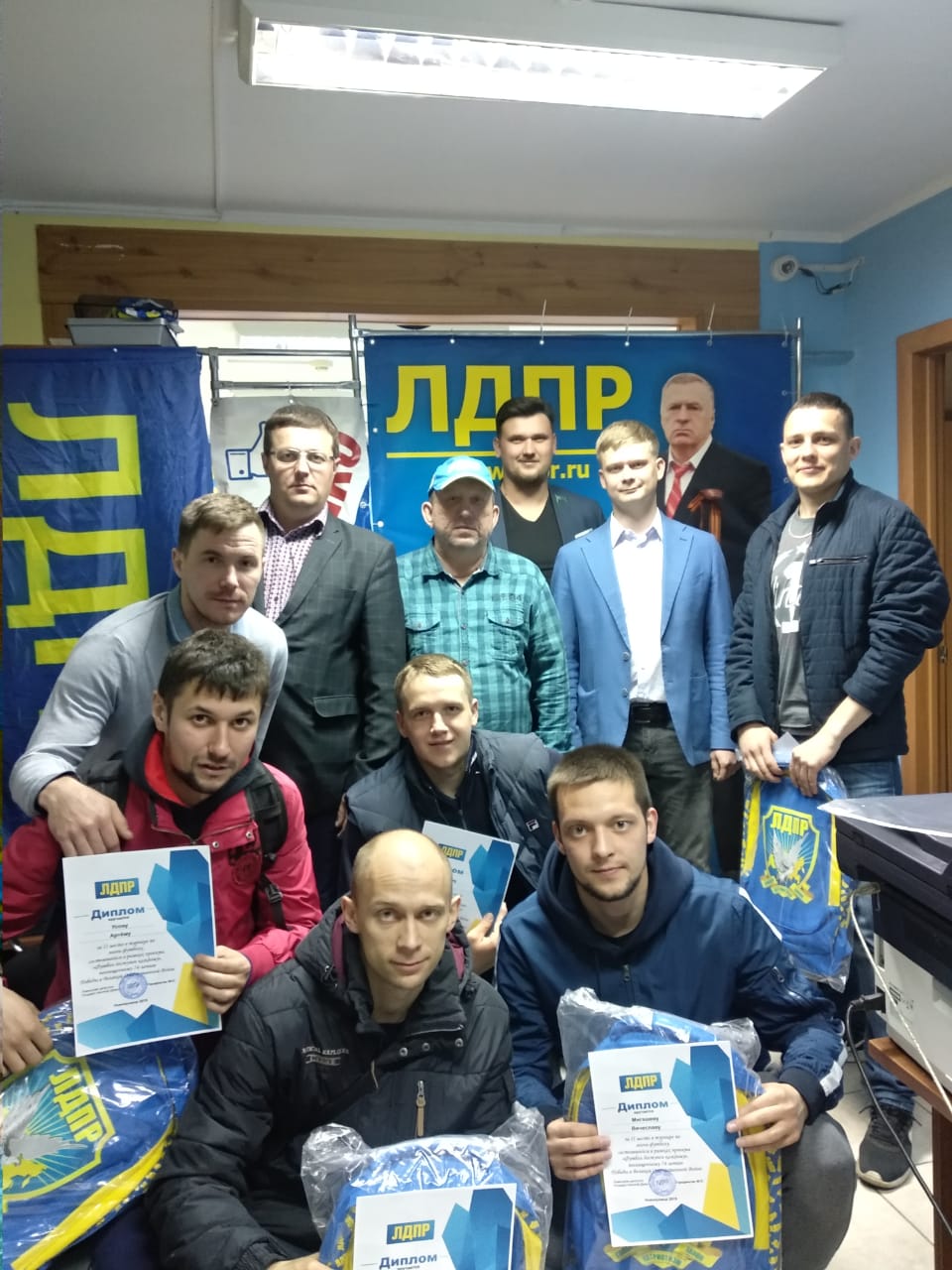 17 мая 2019 года в офисе партии состоялась встреча депутатов СНД Карпова С.А и Паршукова М .В. с Новокузнецкой футбольной командой "ЛДПР"