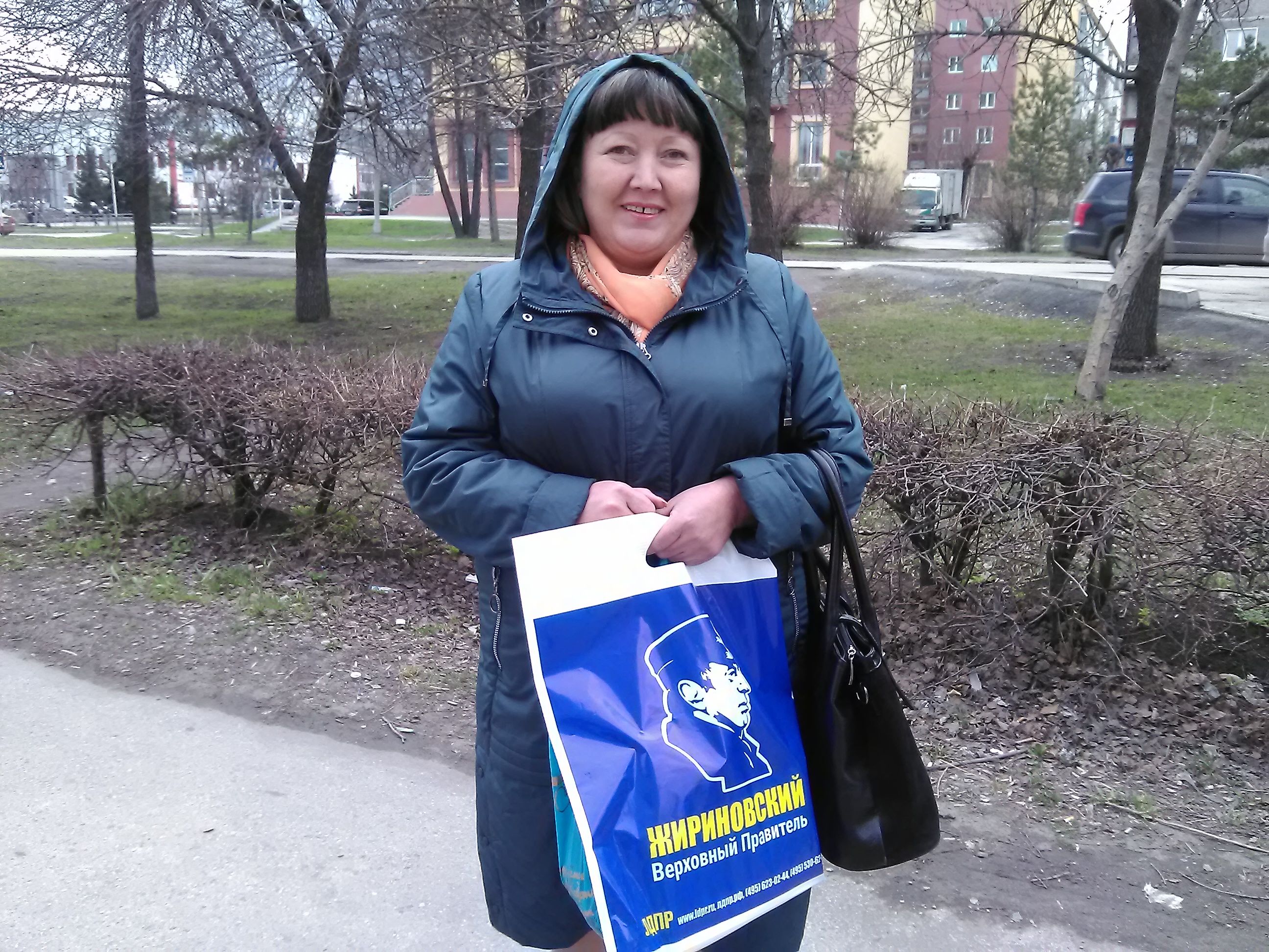 В День рождения подарки приятнее дарить, чем получать!