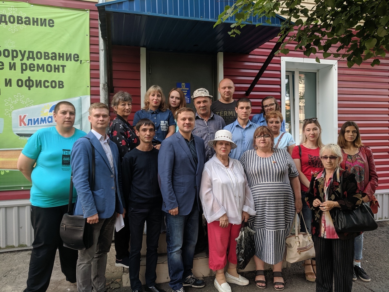 В прошедший четверг сразу в нескольких городах Кузбасса прошёл приём депутата Госдумы Алексея Диденко