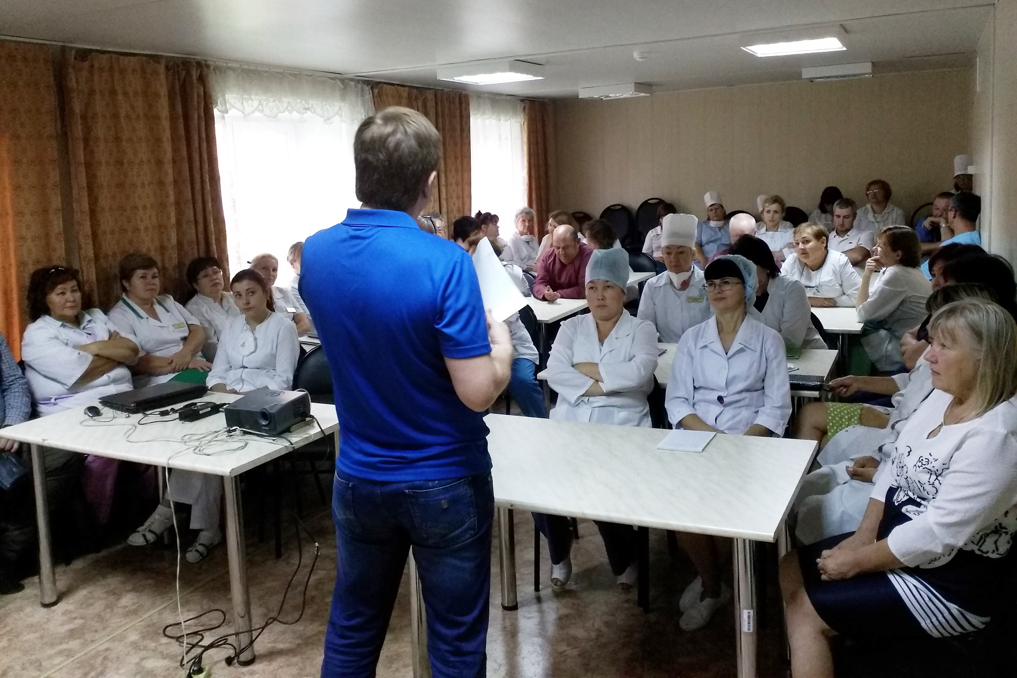 Денис Притуляк встретился с коллективом республиканского противотуберкулезного диспансера