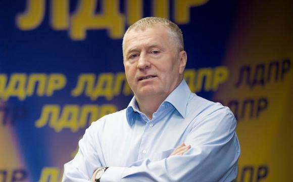 Владимир Жириновский: «Там, где есть депутаты и губернаторы от ЛДПР, дела идут лучше. Голосуйте за нас 8 сентября!»