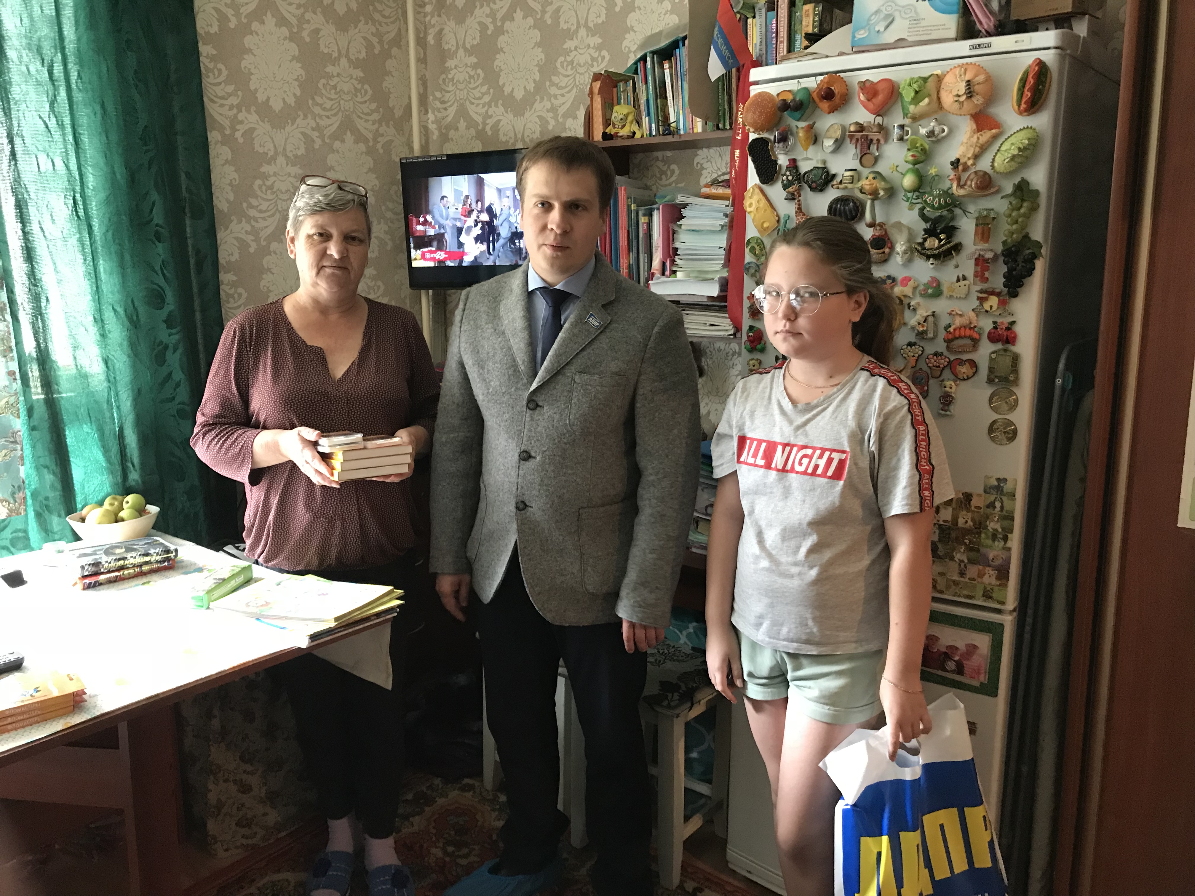 Соберем ребенка в школу!