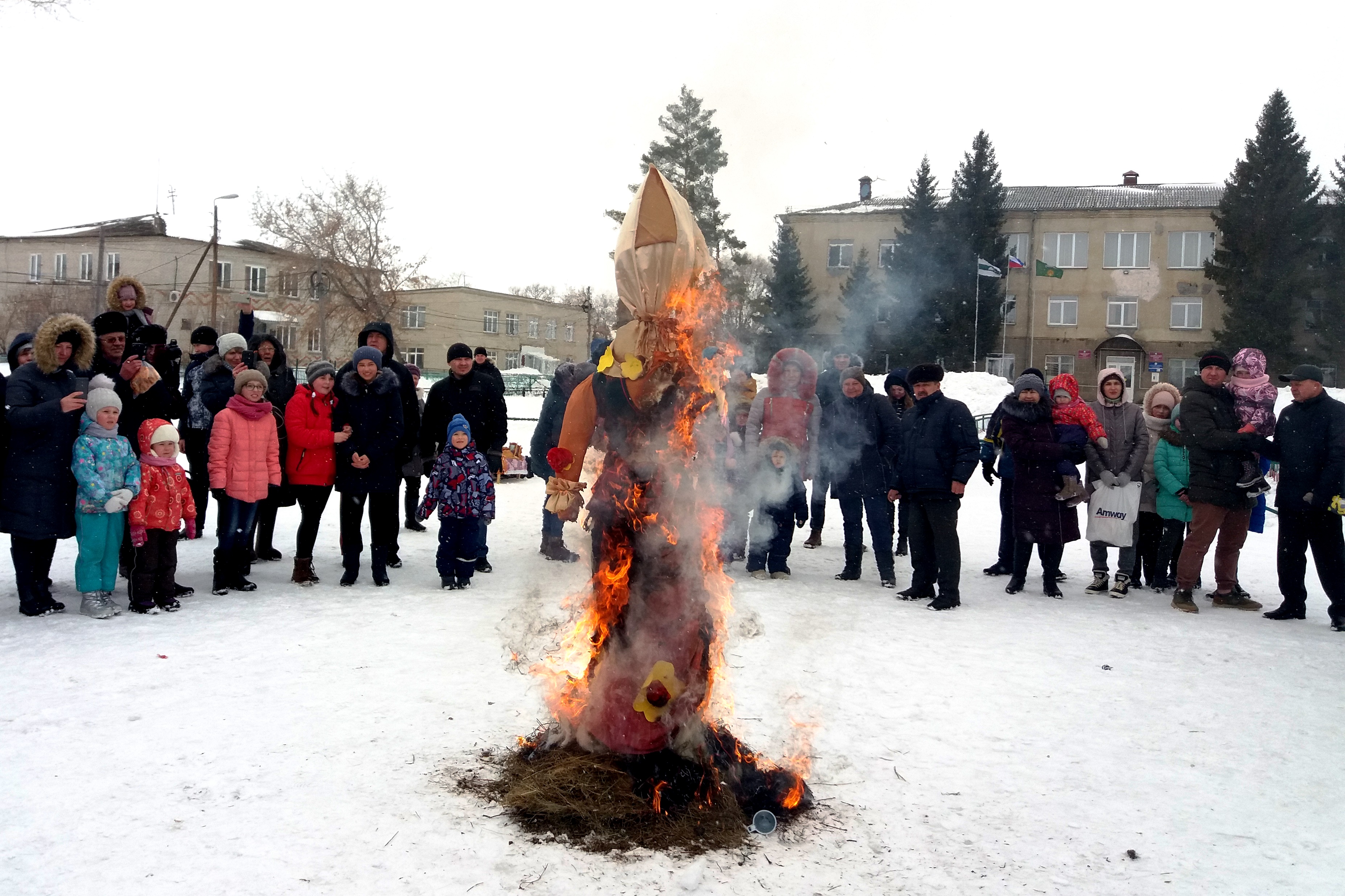 Весна! Масленица! ЛДПР!