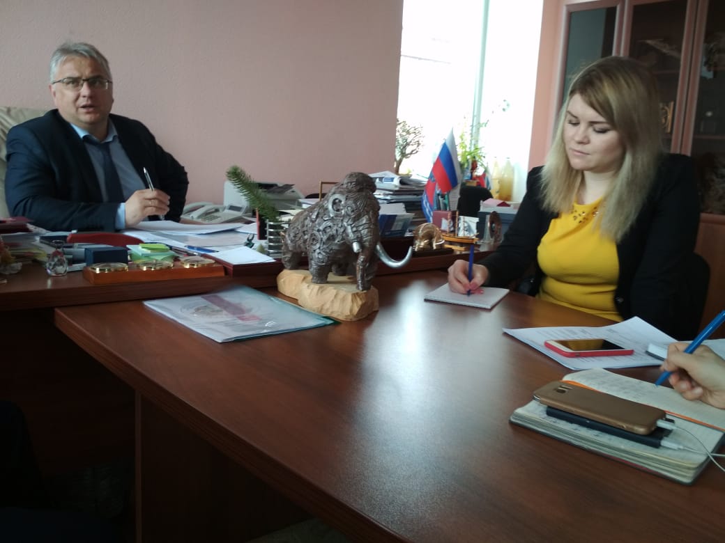 Организация первомайского шествия в Магадане