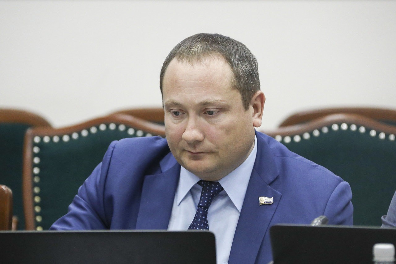 Изменили закон, чтобы привлечь специалистов