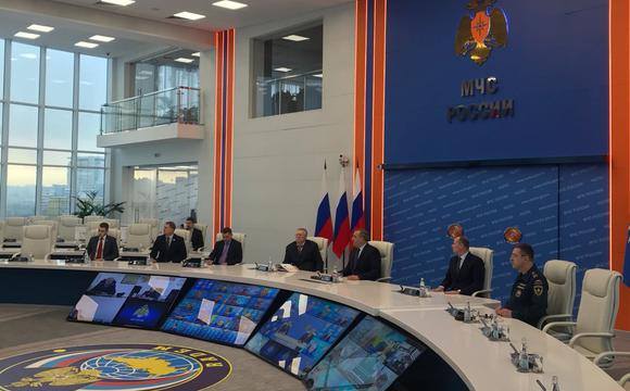 Владимир Жириновский: спасатели всегда приходят на помощь самыми первыми
