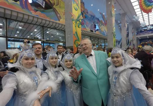 Владимир Жириновский на Рождество пообщался с детьми в Кремле
