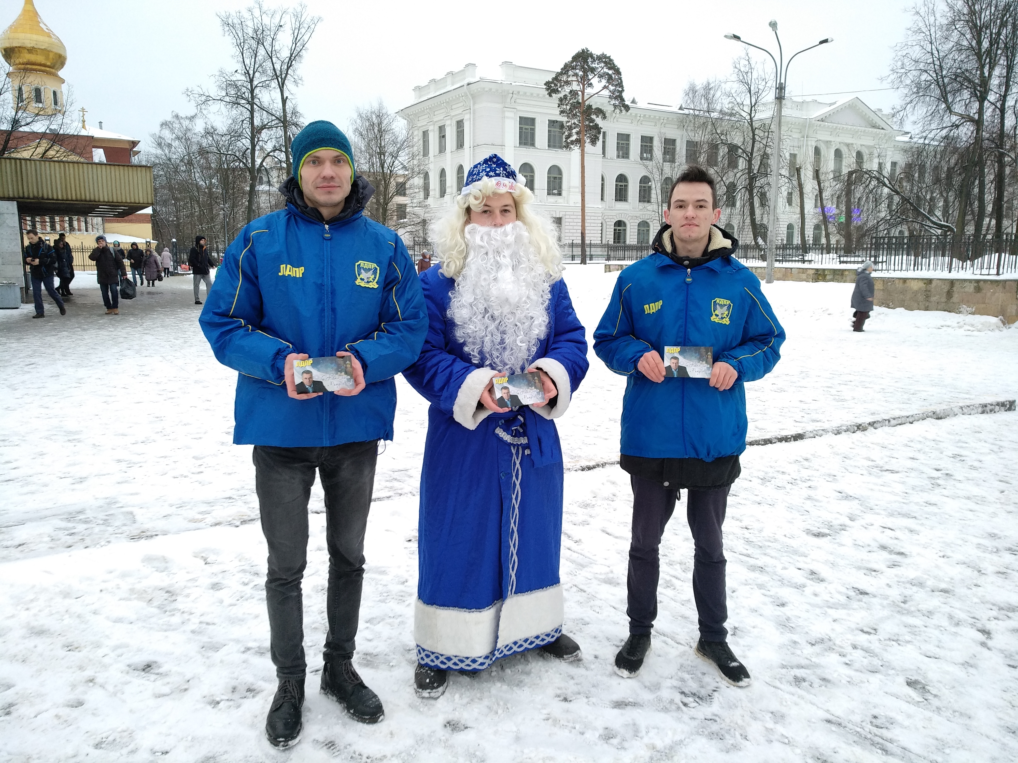 Дед Мороз поздравил петербуржцев с Рождеством