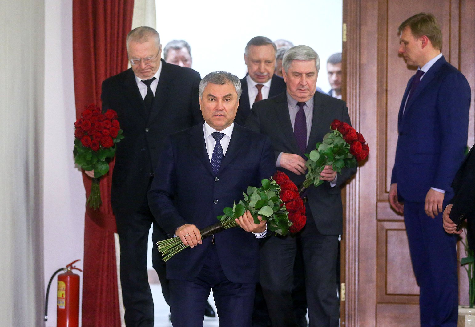Жириновский и Капитанов простились с Жоресом Алферовым