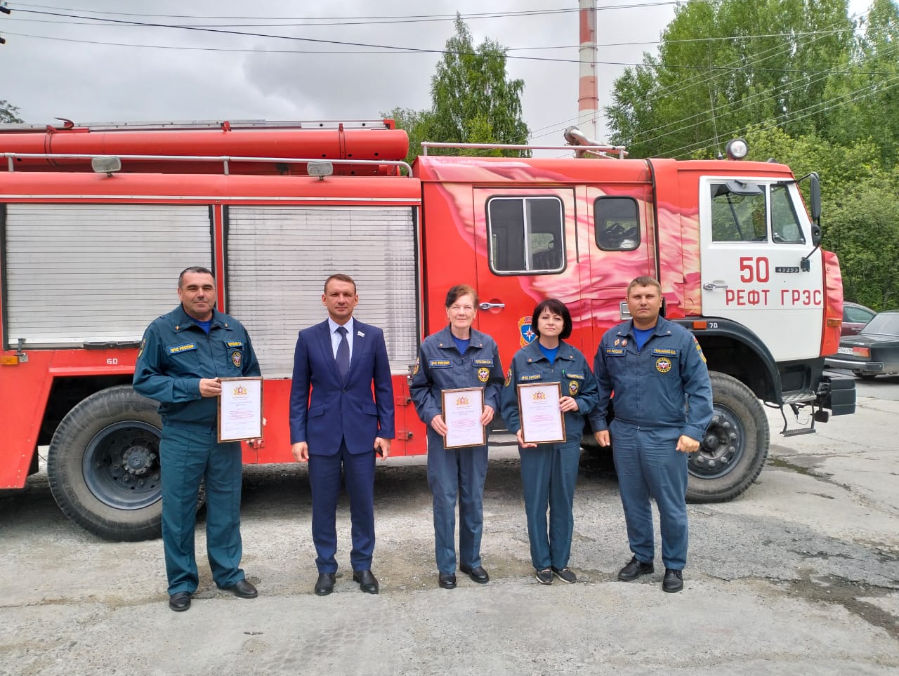 Депутат Александр Каптюг с рабочим визитом посетил 50 Пожарную часть