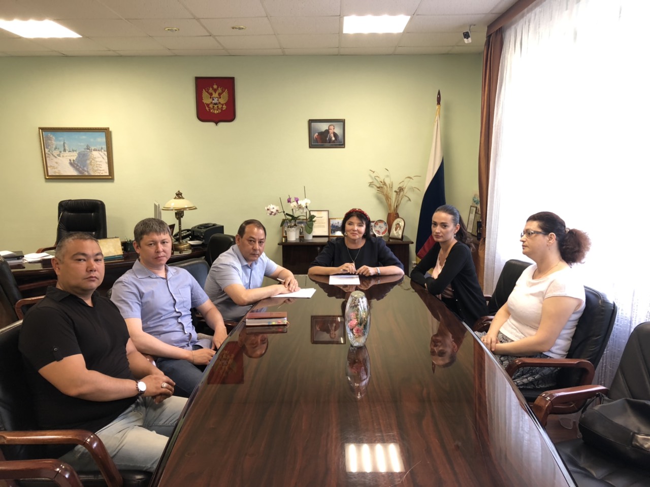 Владельцы тюменского кафе пожаловались Мурату Тулебаеву на многочисленные проверки со стороны надзорных органов