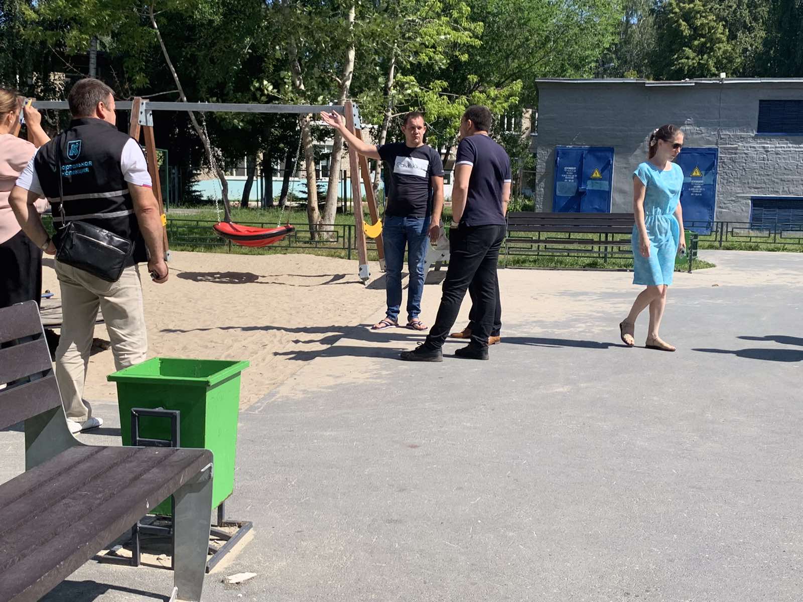 Контроль благоустройства территории. Проект благоустройства дворовой территории. благоустройство дворовых территорий с парковками. новосибирск благоустройство дворовых территорий. благоустройство дворовых территорий в красноярске.