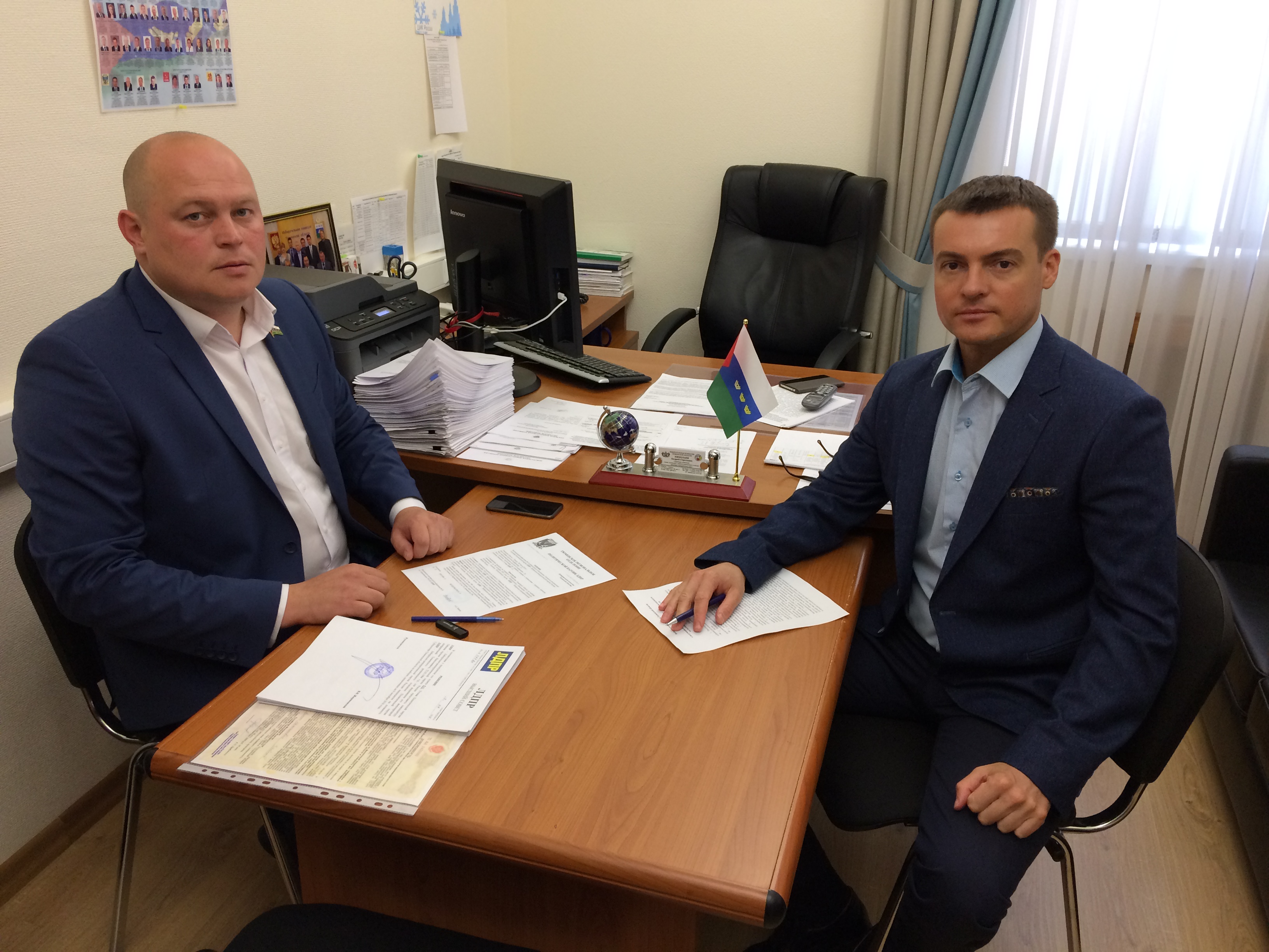 Артем Зайцев подал документы в областной избирком для выдвижения на должность Губернатора
