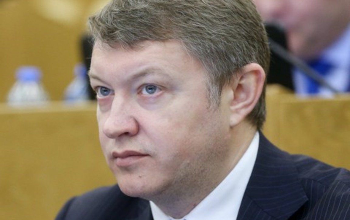 По инициативе ЛДПР Госдума предложит правительству поднять возраст молодой семьи до 44 лет