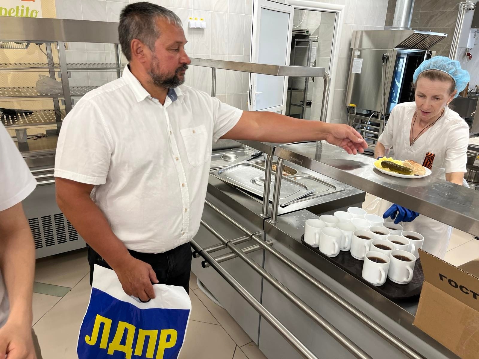 Проверка школьного питания. Проверка школьного питания