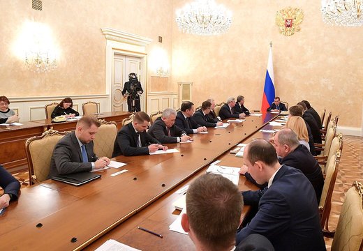 Депутаты фракции ЛДПР в ГД обсудили с премьер-министром РФ проблемы транспортного машиностроения