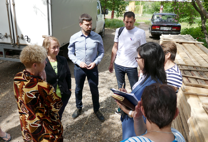 Волжские депутаты ЛДПР требуют переселения жильцов из аварийного дома