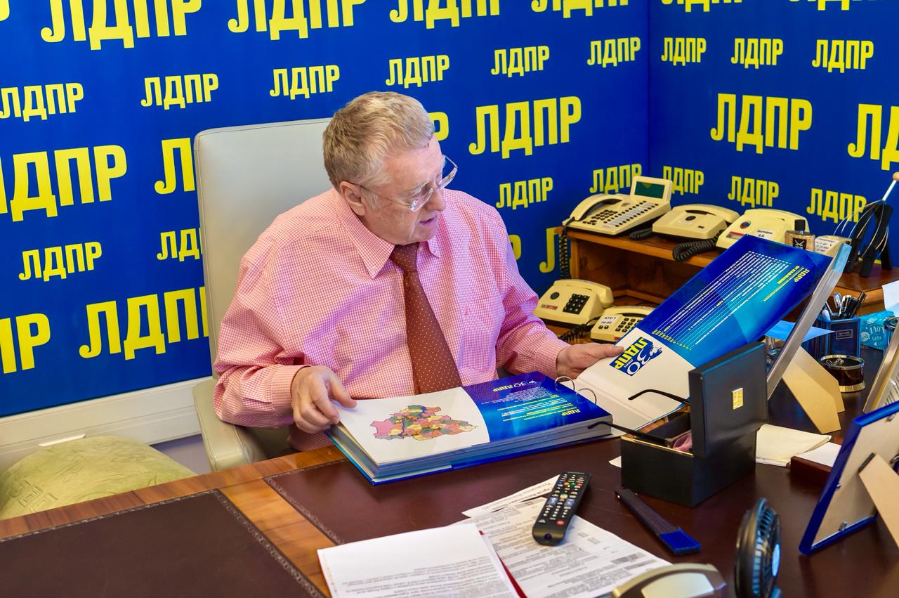 Высший Совет ЛДПР утвердил Сергея Попова в должности координатора Волгоградского реготделения партии
