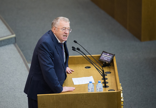 Владимир Жириновский потребовал гарантировать рост пенсий «без юридических заковык»