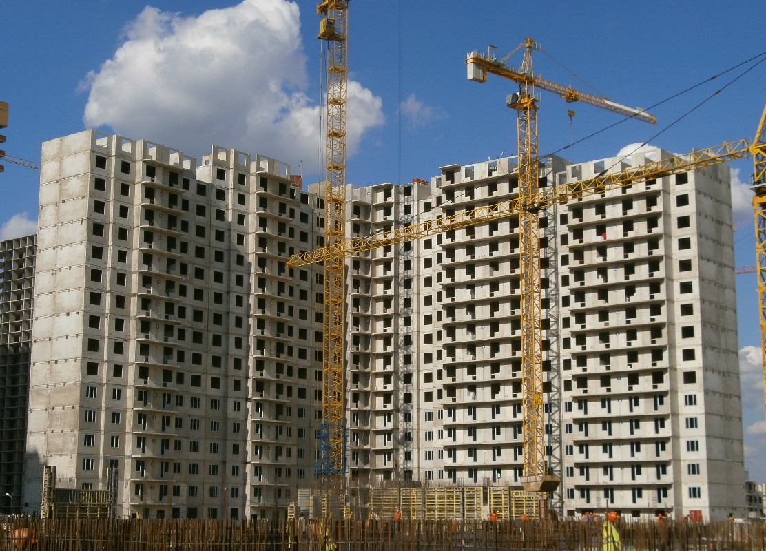Строительство жилья нельзя отдавать в частные руки