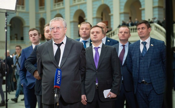 Председатель ЛДПР Владимир Жириновский высказал своё мнение по поводу инициатив президента РФ, прозвучавших в ежегодном послании Федеральному собранию.